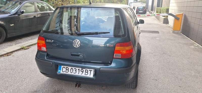 VW Golf 4, снимка 3 - Автомобили и джипове - 48070660