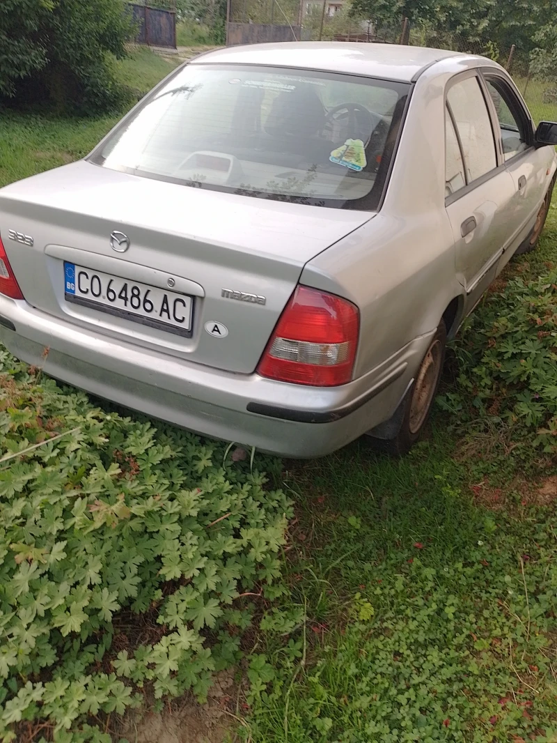 Mazda 323, снимка 3 - Автомобили и джипове - 48252689