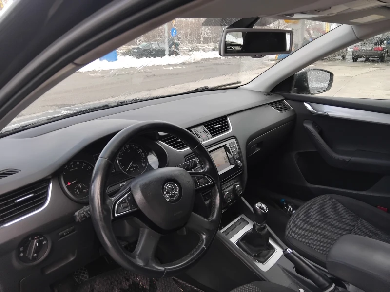 Skoda Octavia 2.0TDI, снимка 7 - Автомобили и джипове - 48664620