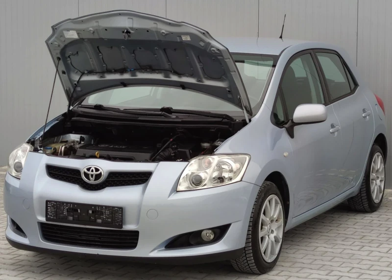 Toyota Auris 1.4VVT-I, снимка 16 - Автомобили и джипове - 49549552