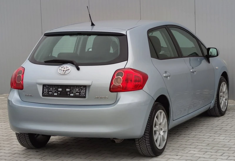 Toyota Auris 1.4VVT-I, снимка 3 - Автомобили и джипове - 49549552