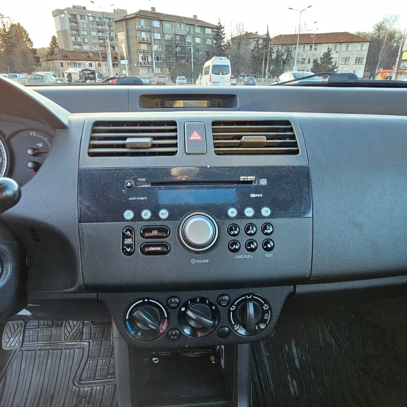 Suzuki Swift LPG, снимка 5 - Автомобили и джипове - 52354224