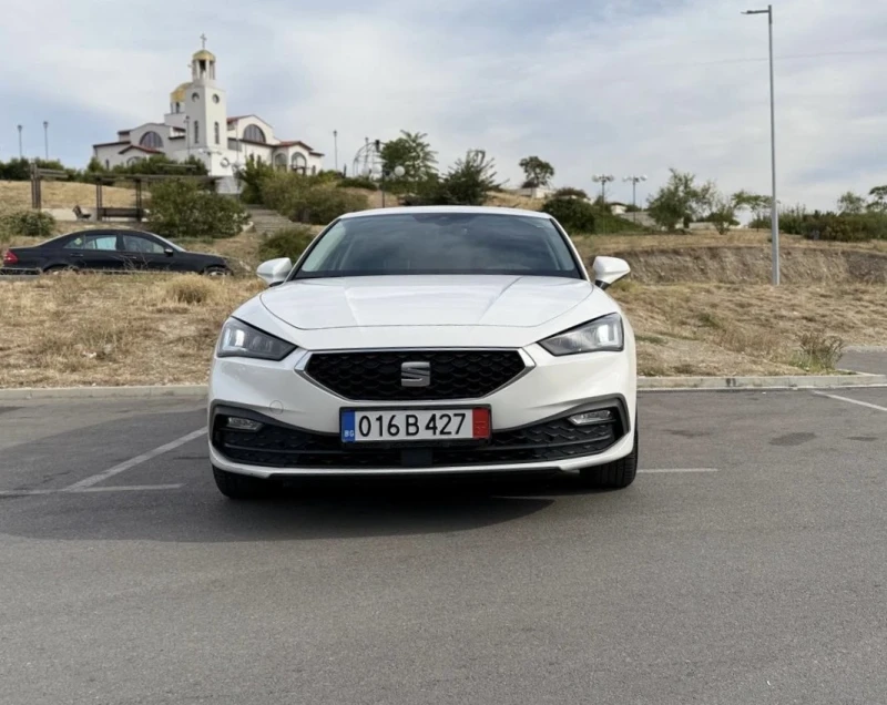 Seat Leon FR 2.0 TDI ЛИЗИНГ 100% Одобрение, снимка 2 - Автомобили и джипове - 50993209