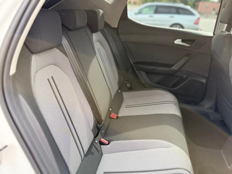 Seat Leon FR 2.0 TDI ЛИЗИНГ 100% Одобрение, снимка 12 - Автомобили и джипове - 50993209