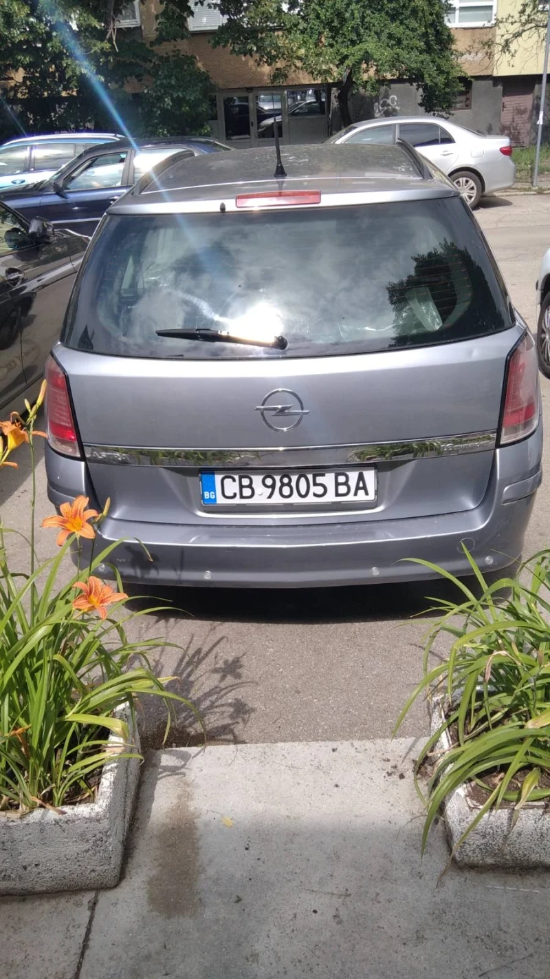 Opel Astra, снимка 3 - Автомобили и джипове - 52443363