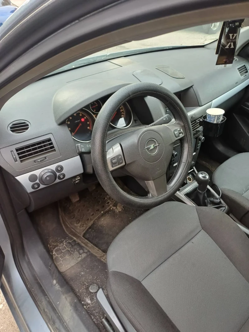 Opel Astra, снимка 6 - Автомобили и джипове - 52443363