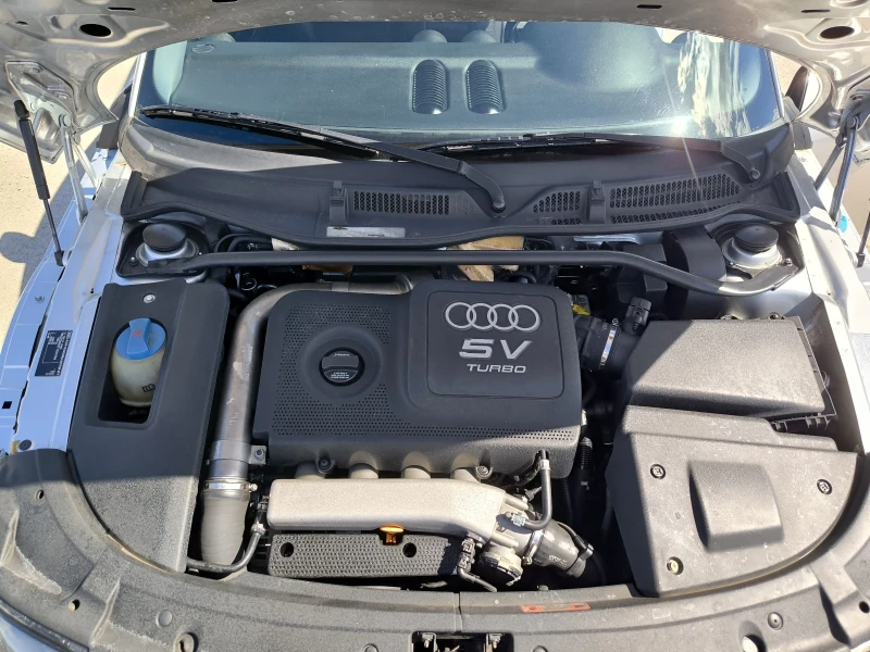 Audi Tt 1.8T 4x4 APX 225kc., снимка 15 - Автомобили и джипове - 51762835