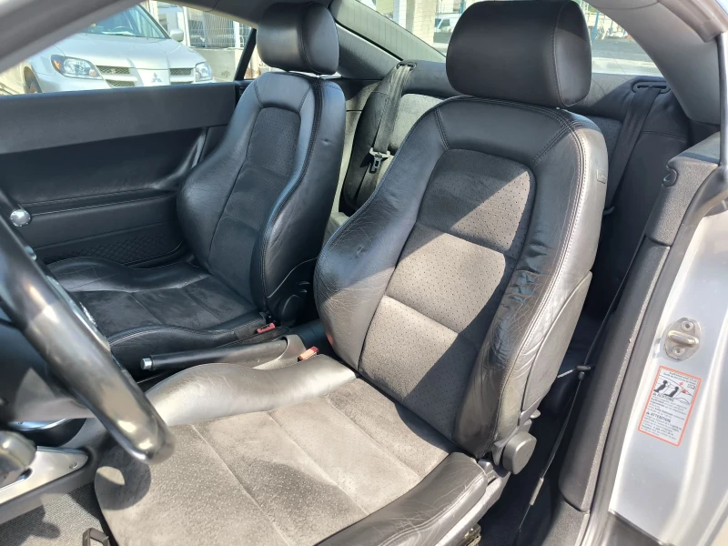 Audi Tt 1.8T 4x4 APX 225kc., снимка 14 - Автомобили и джипове - 51762835