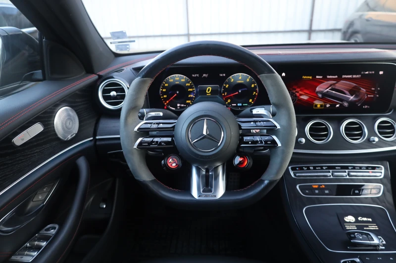 Mercedes-Benz E 53 AMG 4Matic+ AIRMATIC Pano 360 BURM Distr ILS #iCarbg, снимка 13 - Автомобили и джипове - 52493064