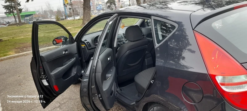 Hyundai I30, снимка 8 - Автомобили и джипове - 53210611