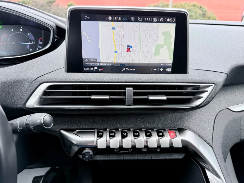 Peugeot 3008 1.6BlueHDI* 120k.c.ALLURE* Euro6* Автоматик* ЛИЗИН, снимка 13 - Автомобили и джипове - 53473408