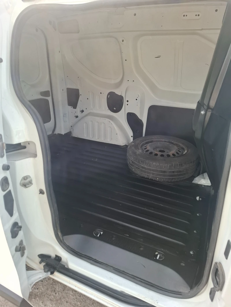 Dacia Dokker, снимка 7 - Автомобили и джипове - 53557098