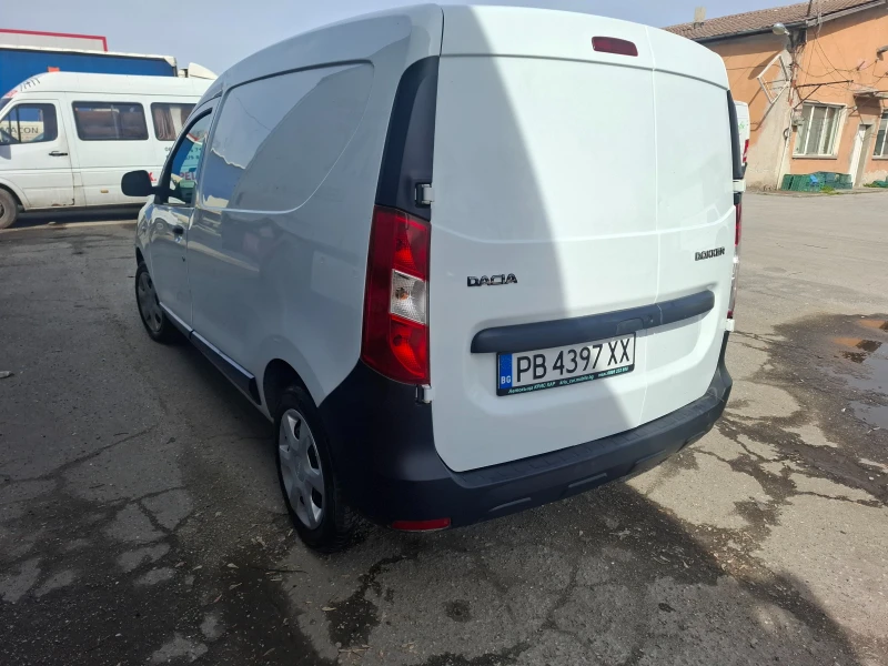 Dacia Dokker, снимка 3 - Автомобили и джипове - 53557098