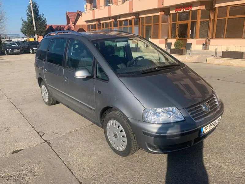 VW Sharan 1.9 TDI, снимка 2 - Автомобили и джипове - 27563221