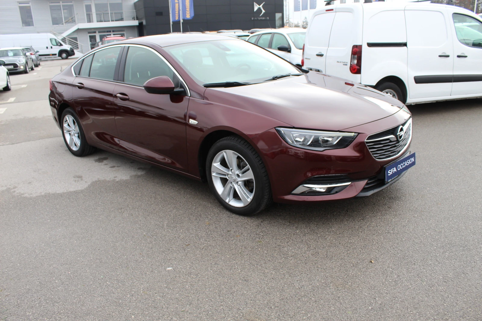 Opel Insignia GRAND SPORT 1.6D 110HP BVM6 // 1902R01 - изображение 2