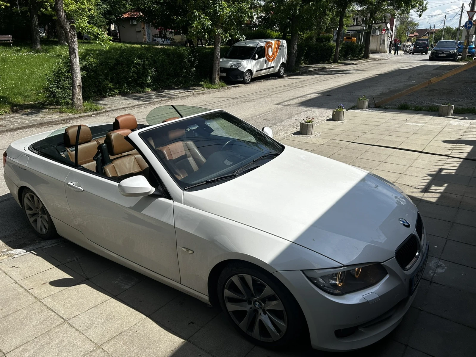 BMW 330 E93 - изображение 6