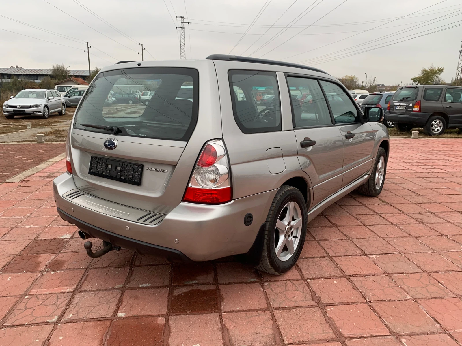 Subaru Forester 2.0R-158-ГАЗ-УНИКАЛНО-ЗАПАЗЕН-Без-Ръжди! - изображение 4