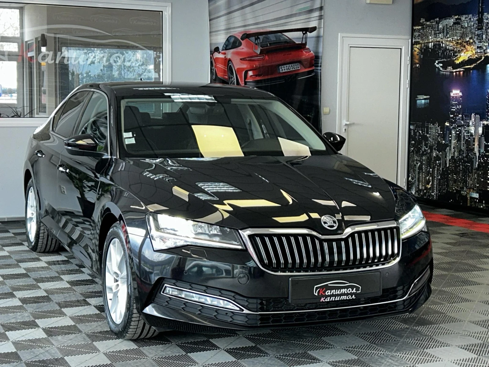 Skoda Superb 2.0TDI STYLE 7 DSG 150 - изображение 3