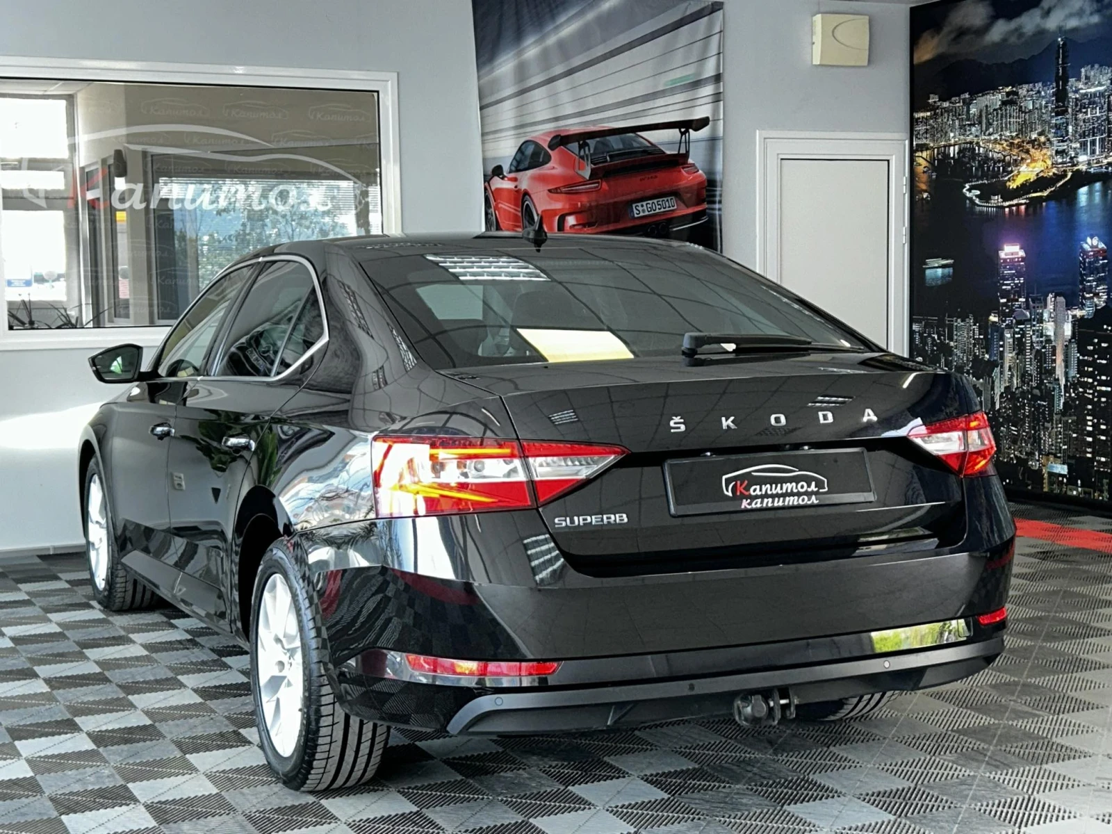 Skoda Superb 2.0TDI STYLE 7 DSG 150 - изображение 4