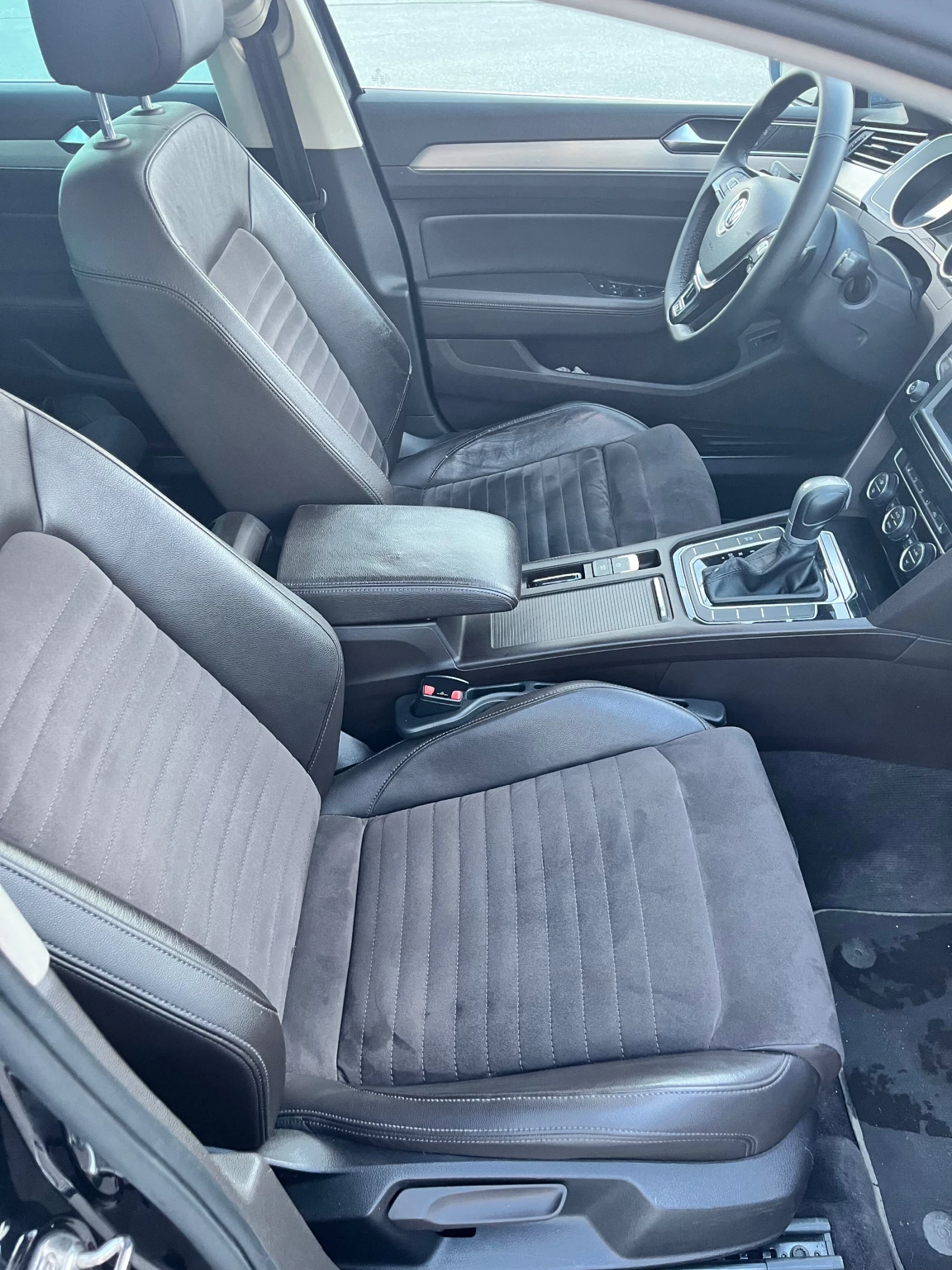 VW Passat 2.0 TDI Highline DSG-6 - изображение 10