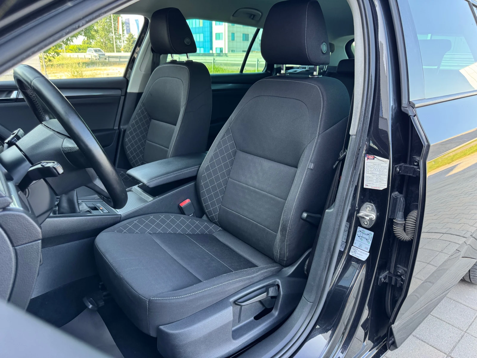 Skoda Superb 1.6TDI-ПАРКТРОНИК-АВТОПИЛОТ-КЛИМАТРОНИК - изображение 10