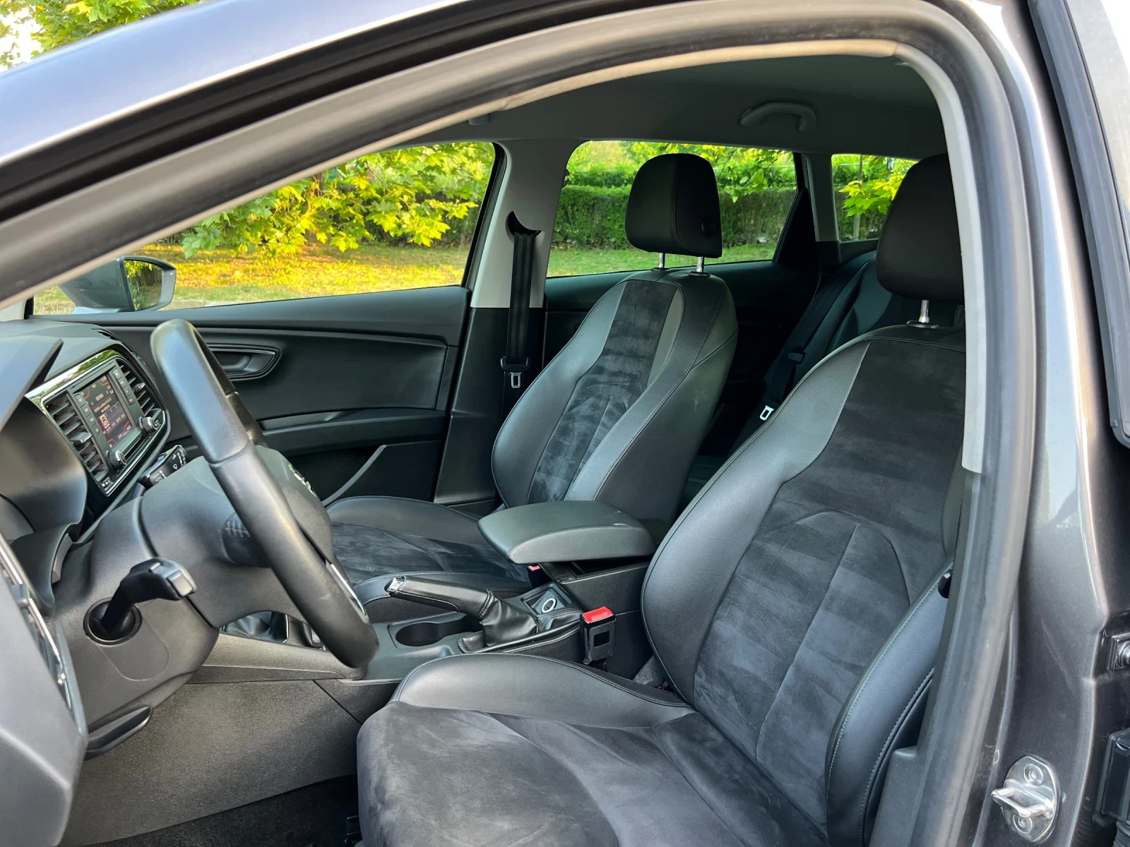 Seat Leon 1.6TDI  FR FULL LED  - изображение 8