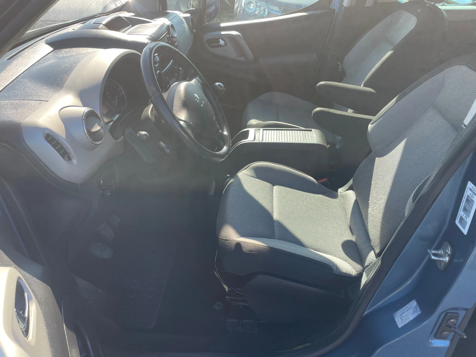Peugeot Partner Tepee - изображение 10