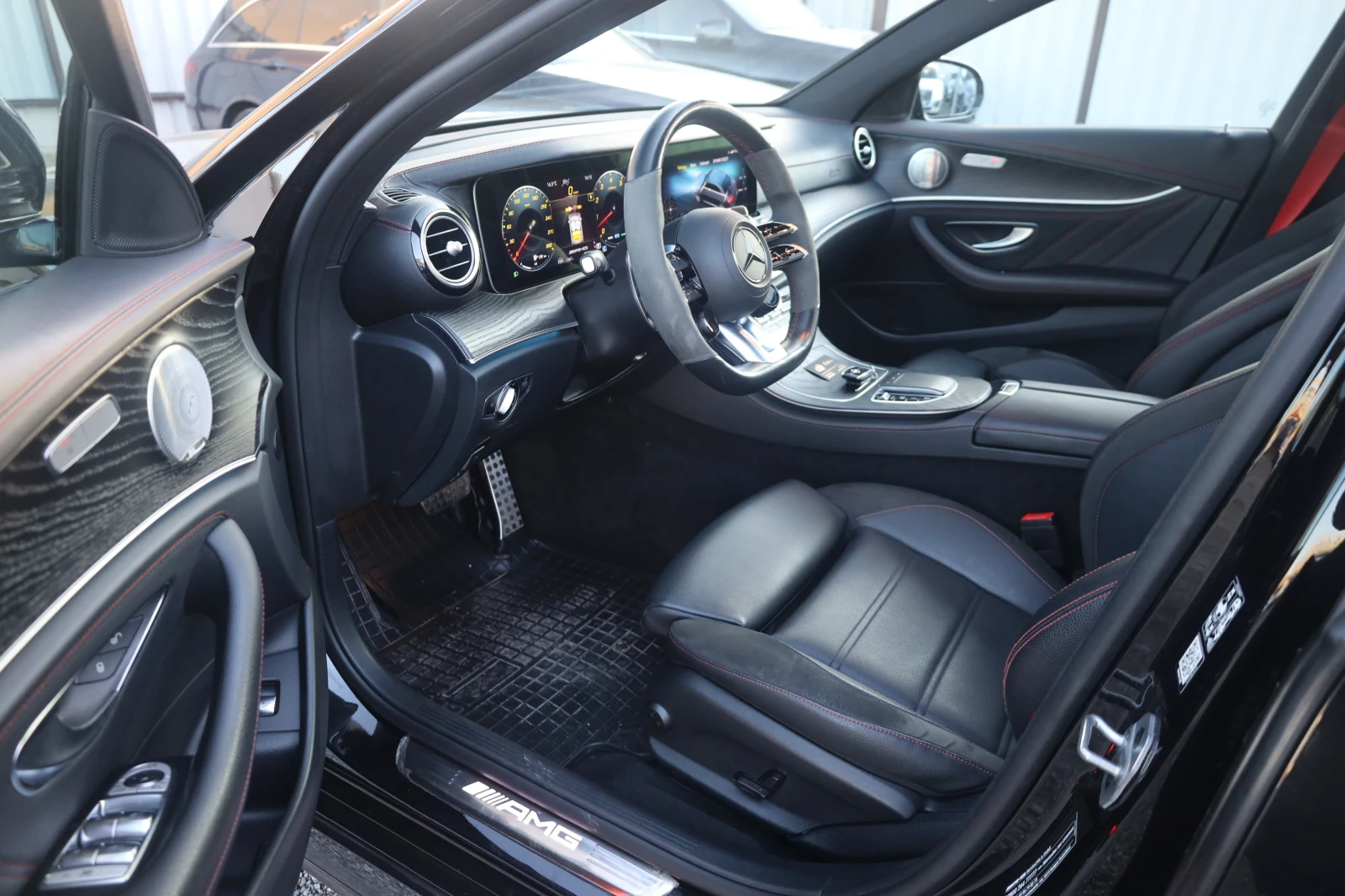 Mercedes-Benz E 53 AMG 4Matic+ AIRMATIC Pano 360 BURM Distr ILS #iCarbg | Mobile.bg   11