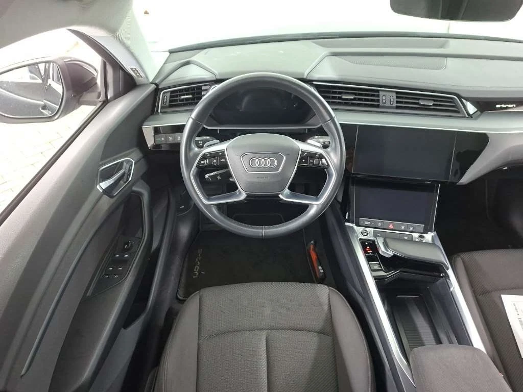 Audi E-Tron  55 - Quattro - изображение 7