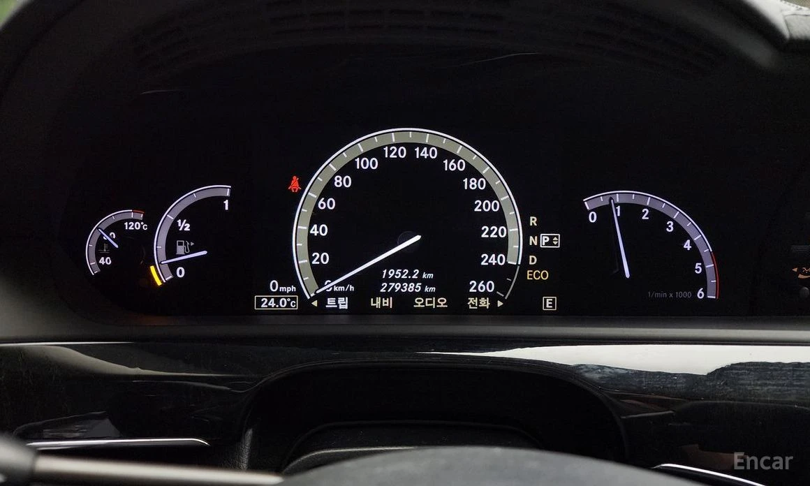 Mercedes-Benz S 350  - изображение 8