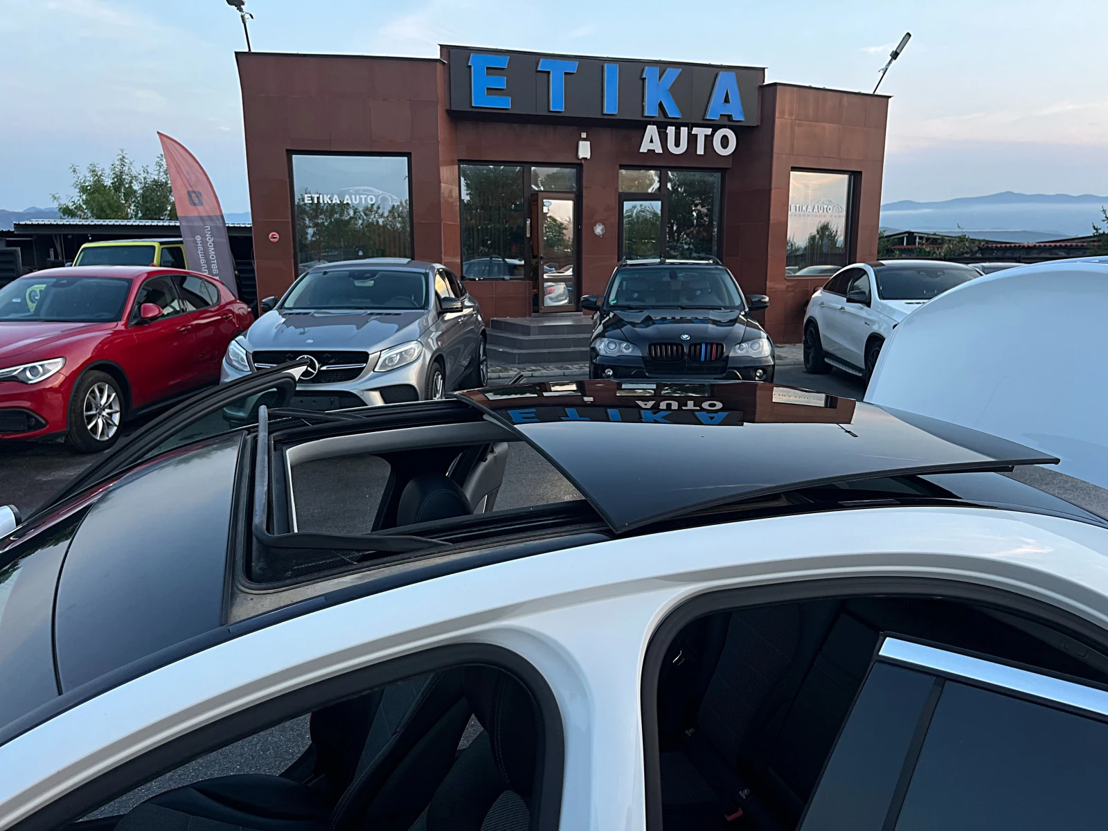 Mercedes-Benz C 220 BRABUS OPTIK-PANORAMA-LED-SPORT-BIXENON-KARBON !!!, снимка 8 - Автомобили и джипове - 53980732