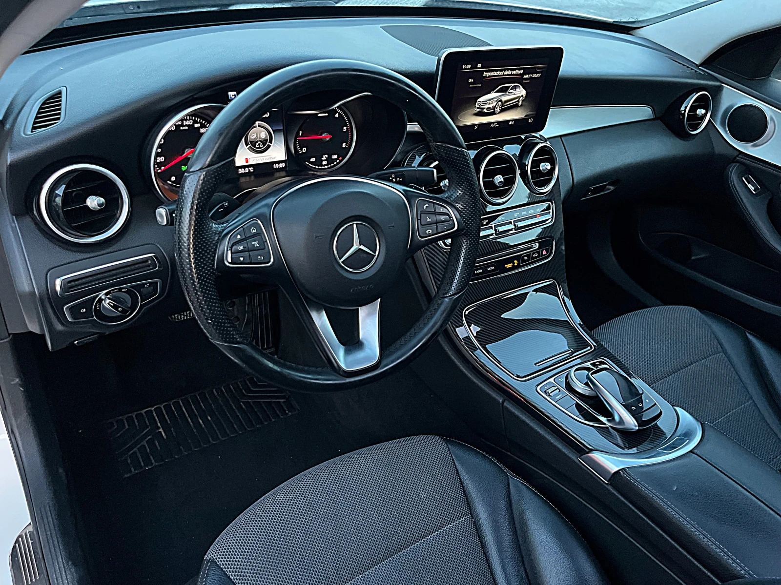 Mercedes-Benz C 220 BRABUS OPTIK-PANORAMA-LED-SPORT-BIXENON-KARBON !!!, снимка 11 - Автомобили и джипове - 53980732