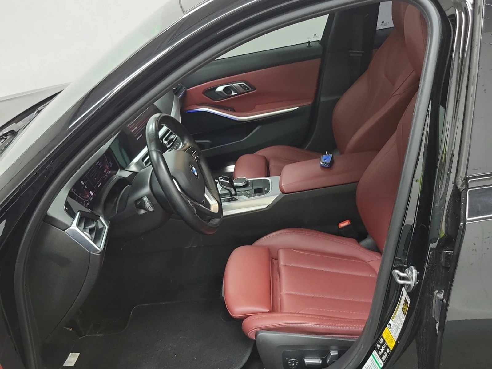 BMW 330 XDRIVE30I* * CARFAX * * АВТО КРЕДИТ * * , снимка 6 - Автомобили и джипове - 54206646