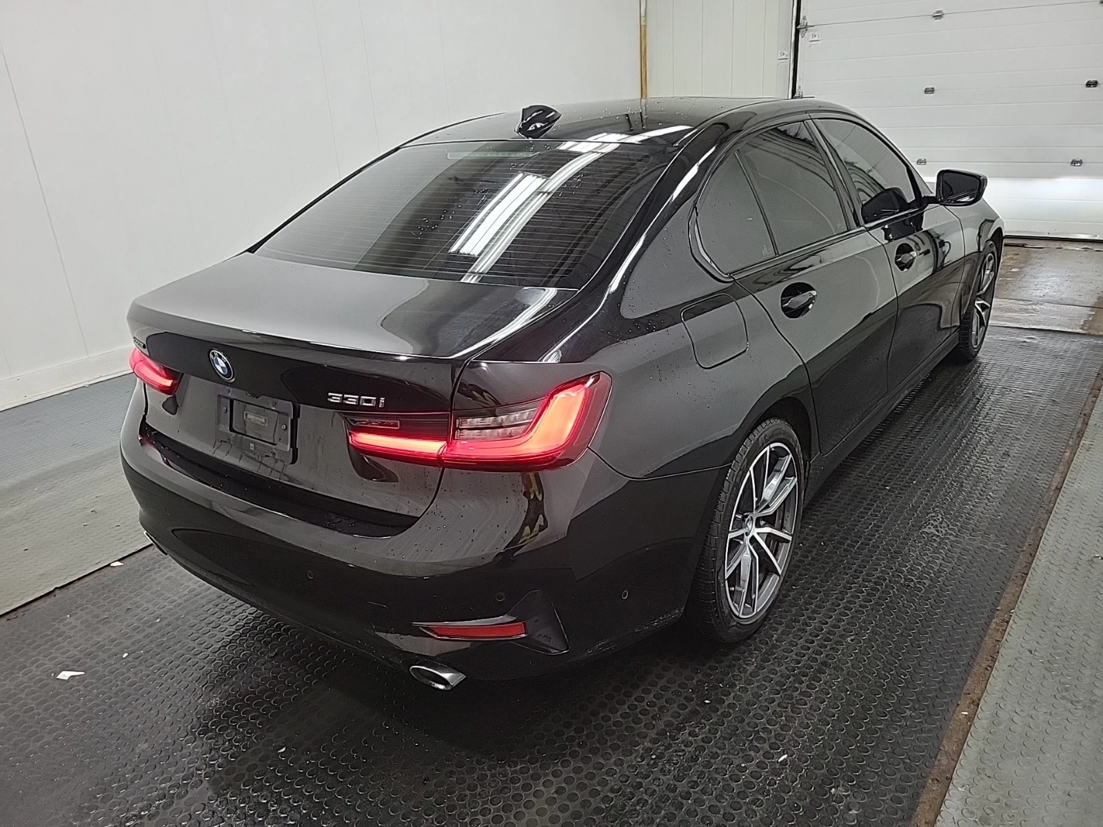 BMW 330 XDRIVE30I* * CARFAX * * АВТО КРЕДИТ * * , снимка 4 - Автомобили и джипове - 54206646