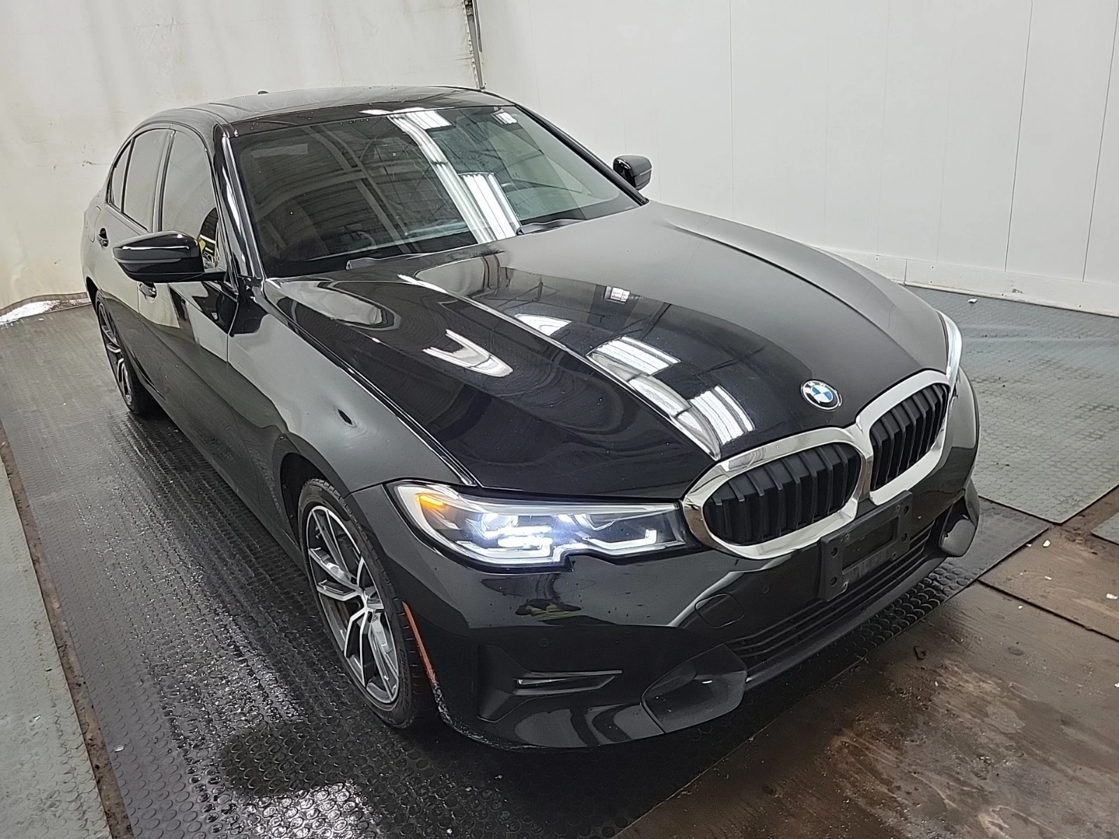 BMW 330 XDRIVE30I* * CARFAX * * АВТО КРЕДИТ * * , снимка 2 - Автомобили и джипове - 54206646