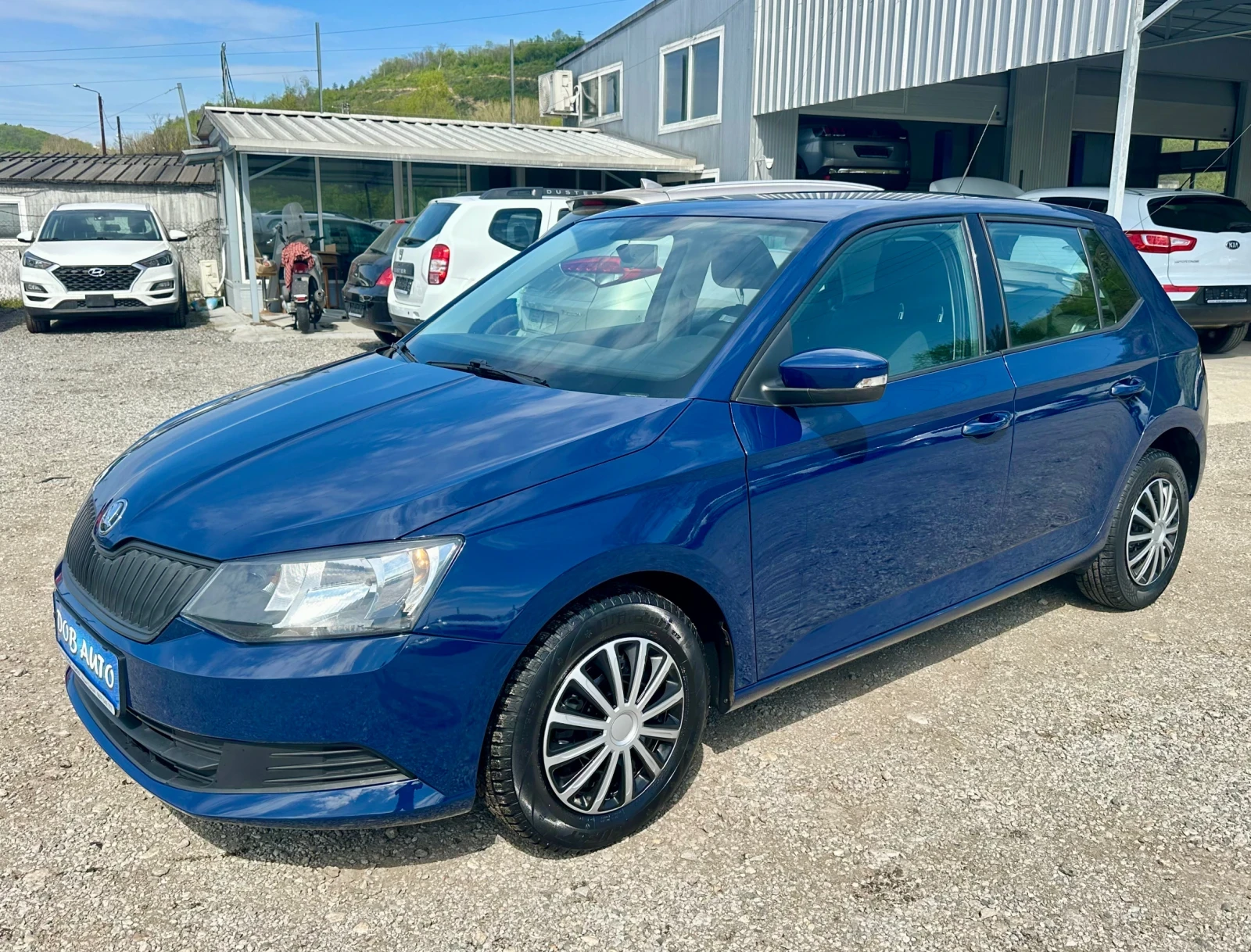 Skoda Fabia 1.0i-60к.с-AUTO START STOP, снимка 3 - Автомобили и джипове - 54298822