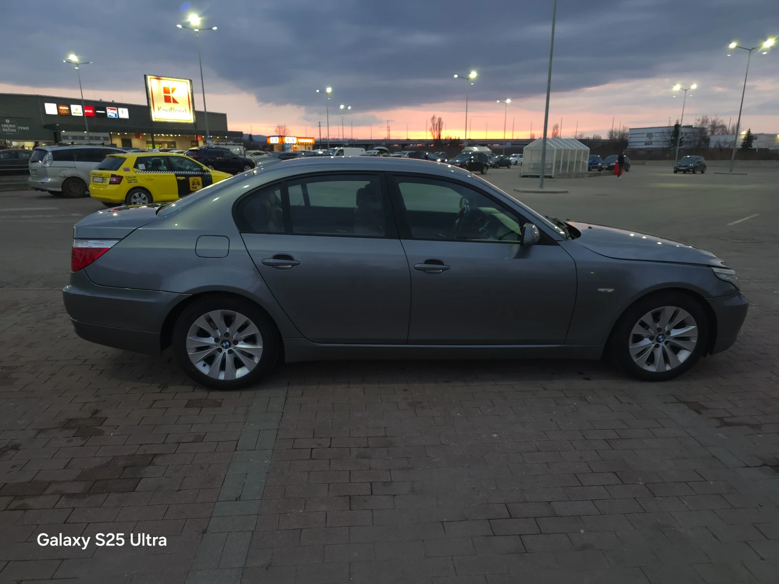 BMW 530, снимка 5 - Автомобили и джипове - 54431141