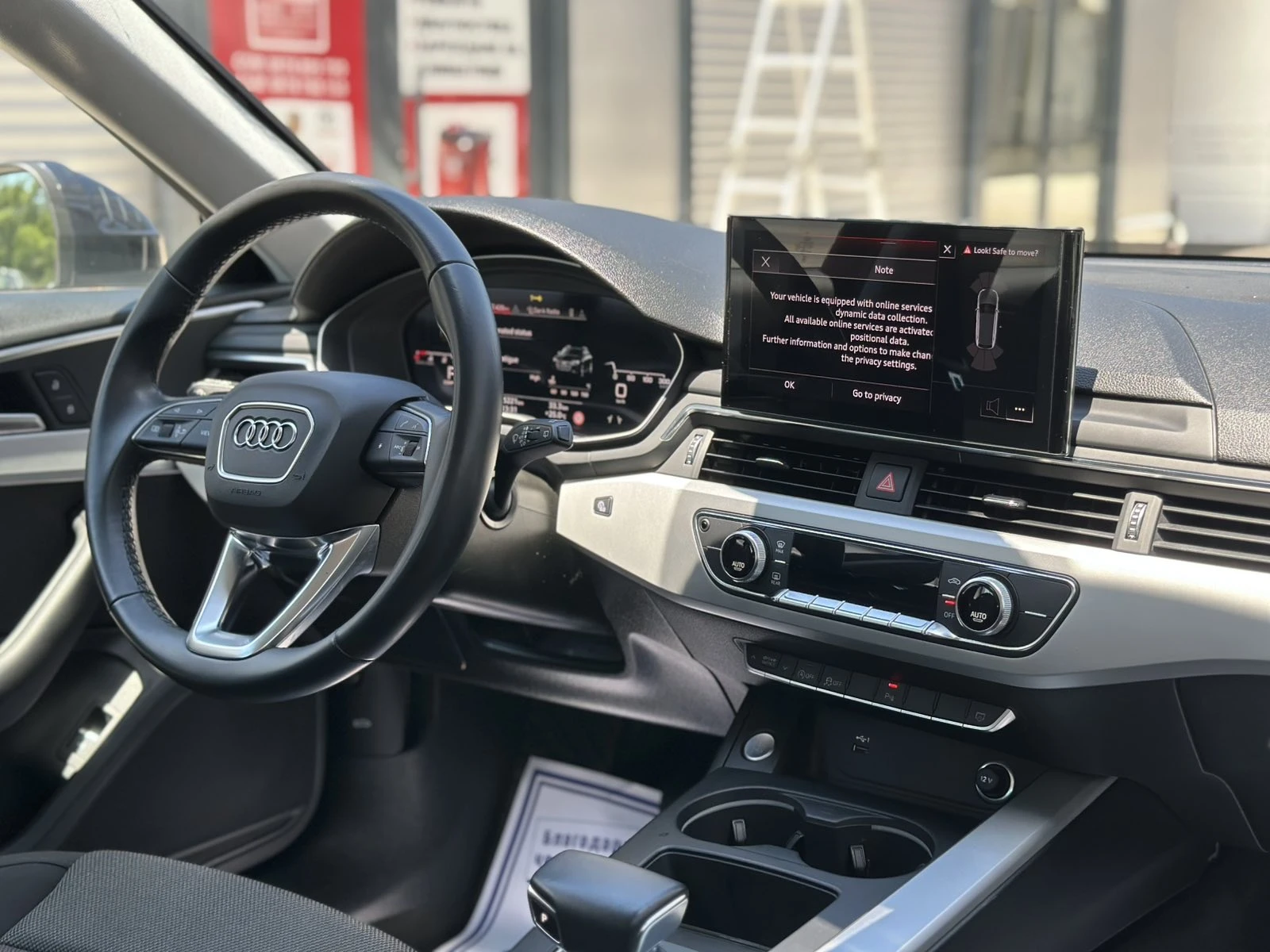 Audi A4  2.0 TDI 45 000КМ, снимка 9 - Автомобили и джипове - 54625435