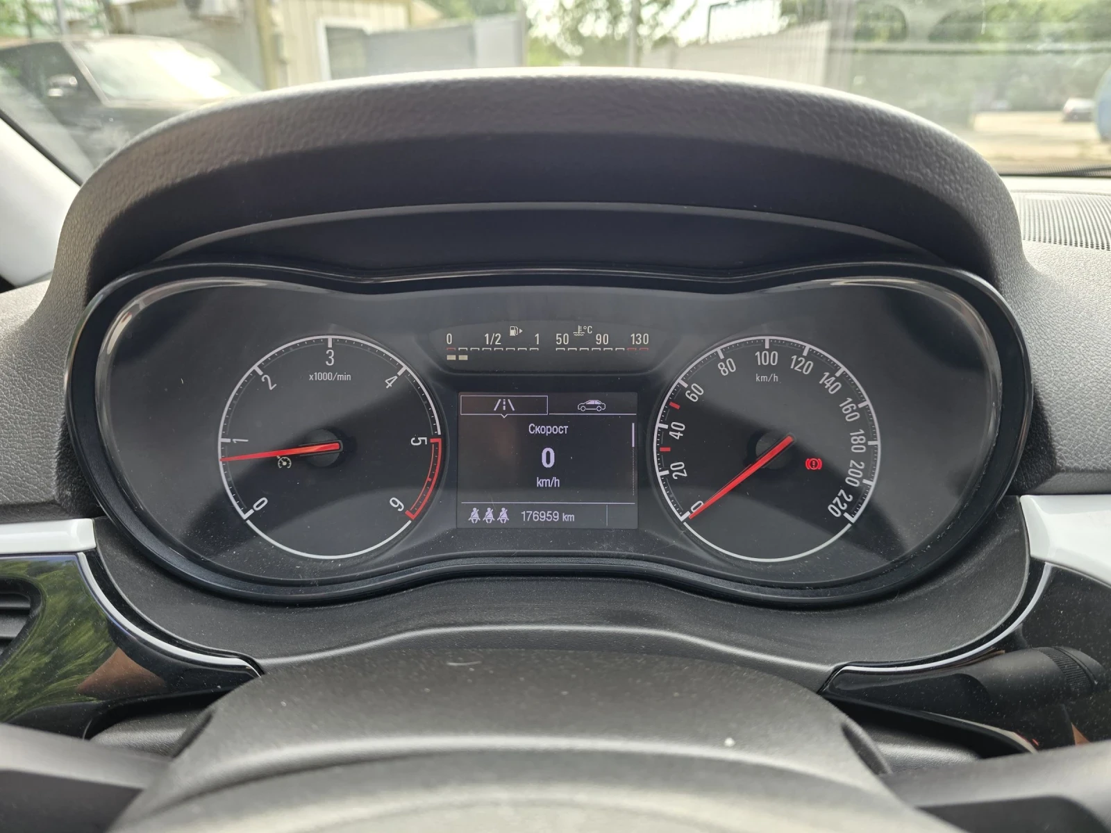 Opel Corsa 1.3D 75к.с Топ състояние , снимка 17 - Автомобили и джипове - 55134999