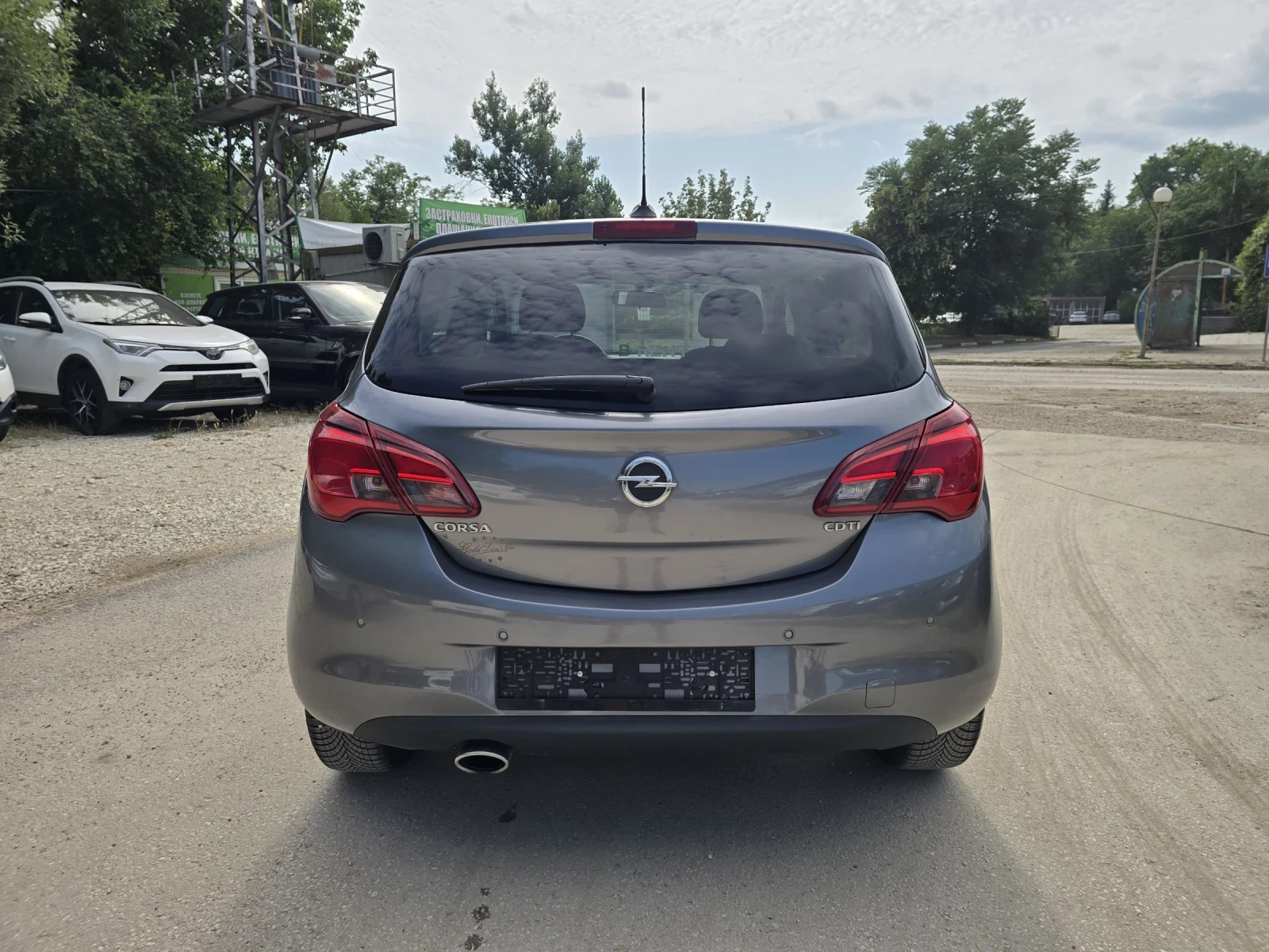 Opel Corsa 1.3D 75к.с Топ състояние , снимка 6 - Автомобили и джипове - 55134999