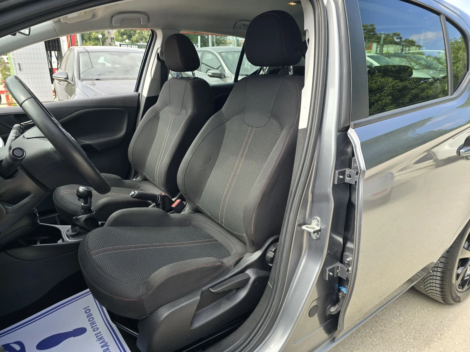 Opel Corsa 1.3D 75к.с Топ състояние , снимка 10 - Автомобили и джипове - 55134999