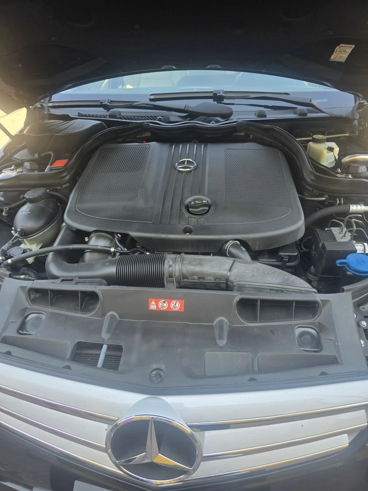 Mercedes-Benz C 200, снимка 5 - Автомобили и джипове - 56041182