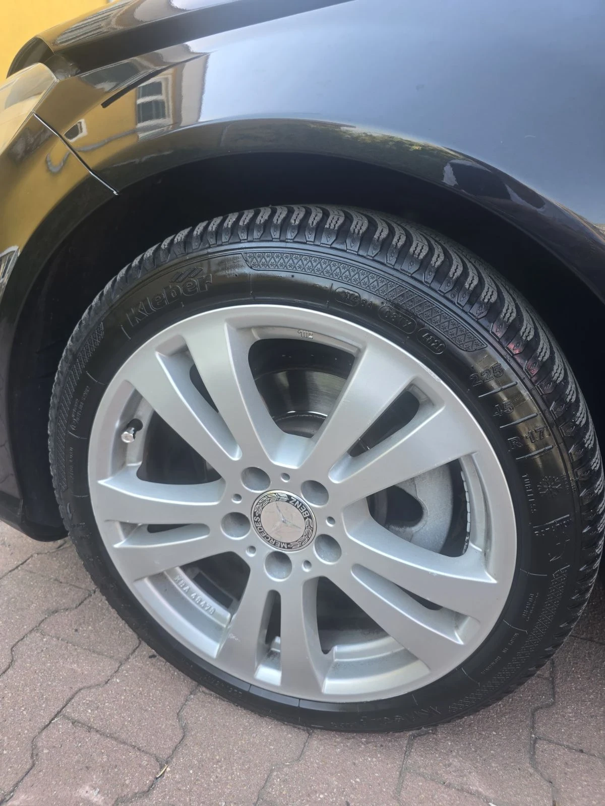 Mercedes-Benz C 200, снимка 3 - Автомобили и джипове - 56041182