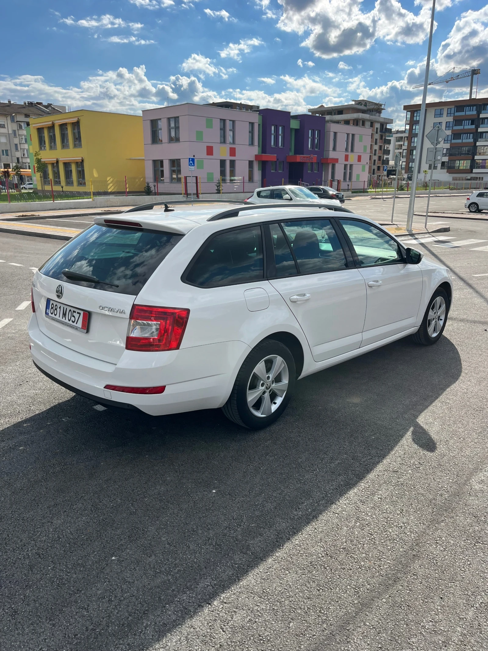 Skoda Octavia 2.0 TDI 150 кс, снимка 6 - Автомобили и джипове - 56073179