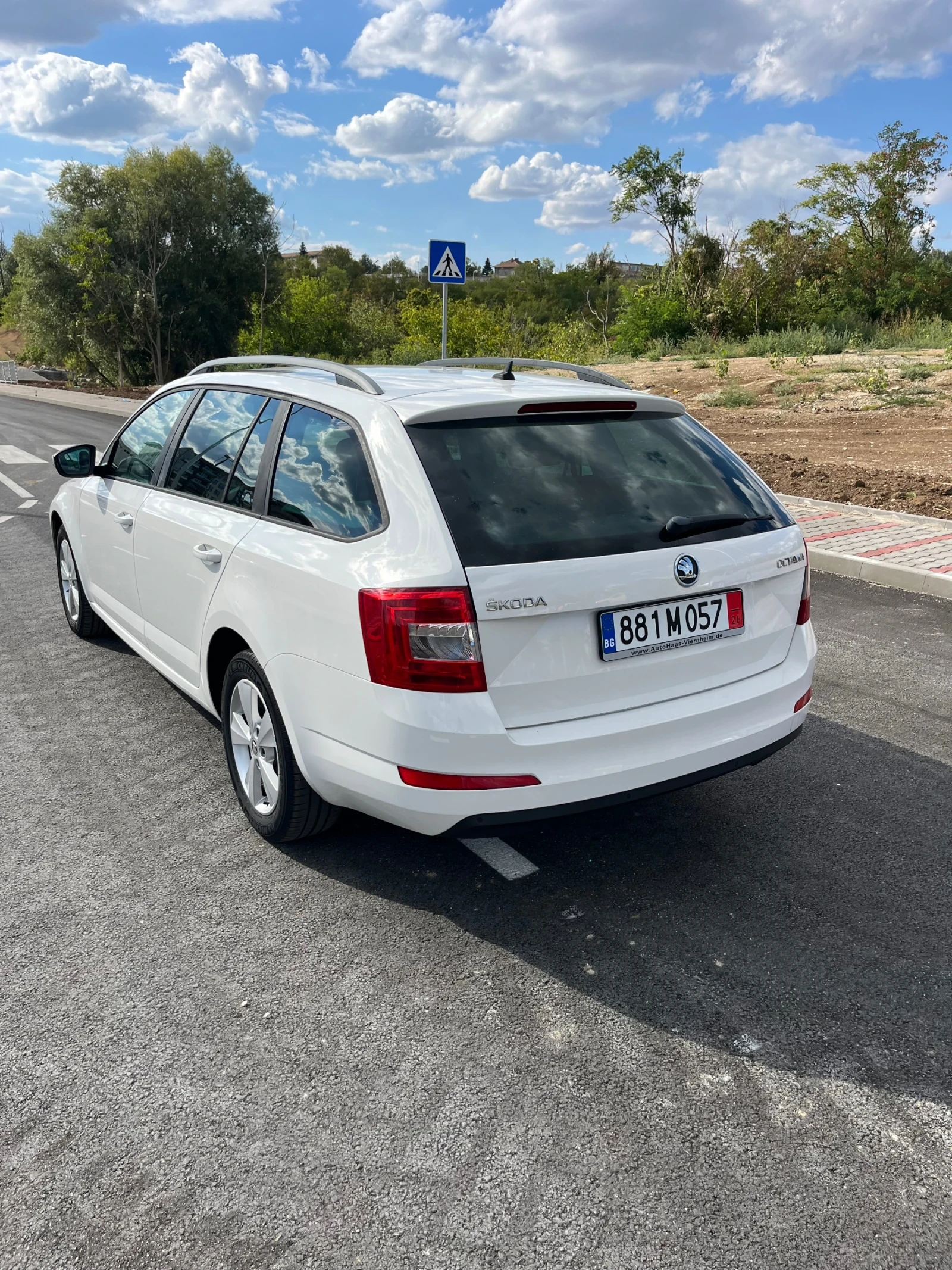 Skoda Octavia 2.0 TDI 150 кс, снимка 5 - Автомобили и джипове - 56073179