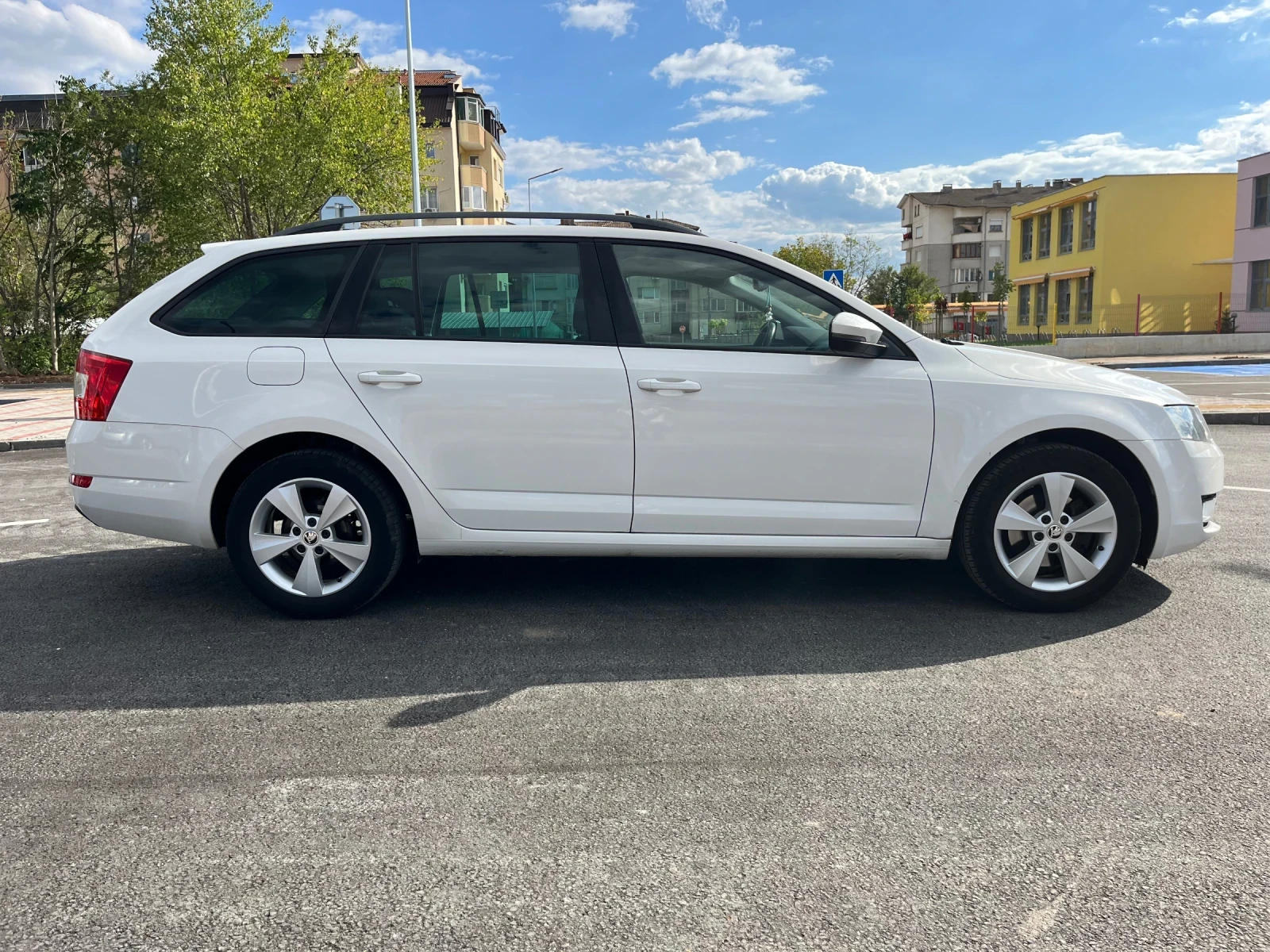 Skoda Octavia 2.0 TDI 150 кс, снимка 7 - Автомобили и джипове - 56073179
