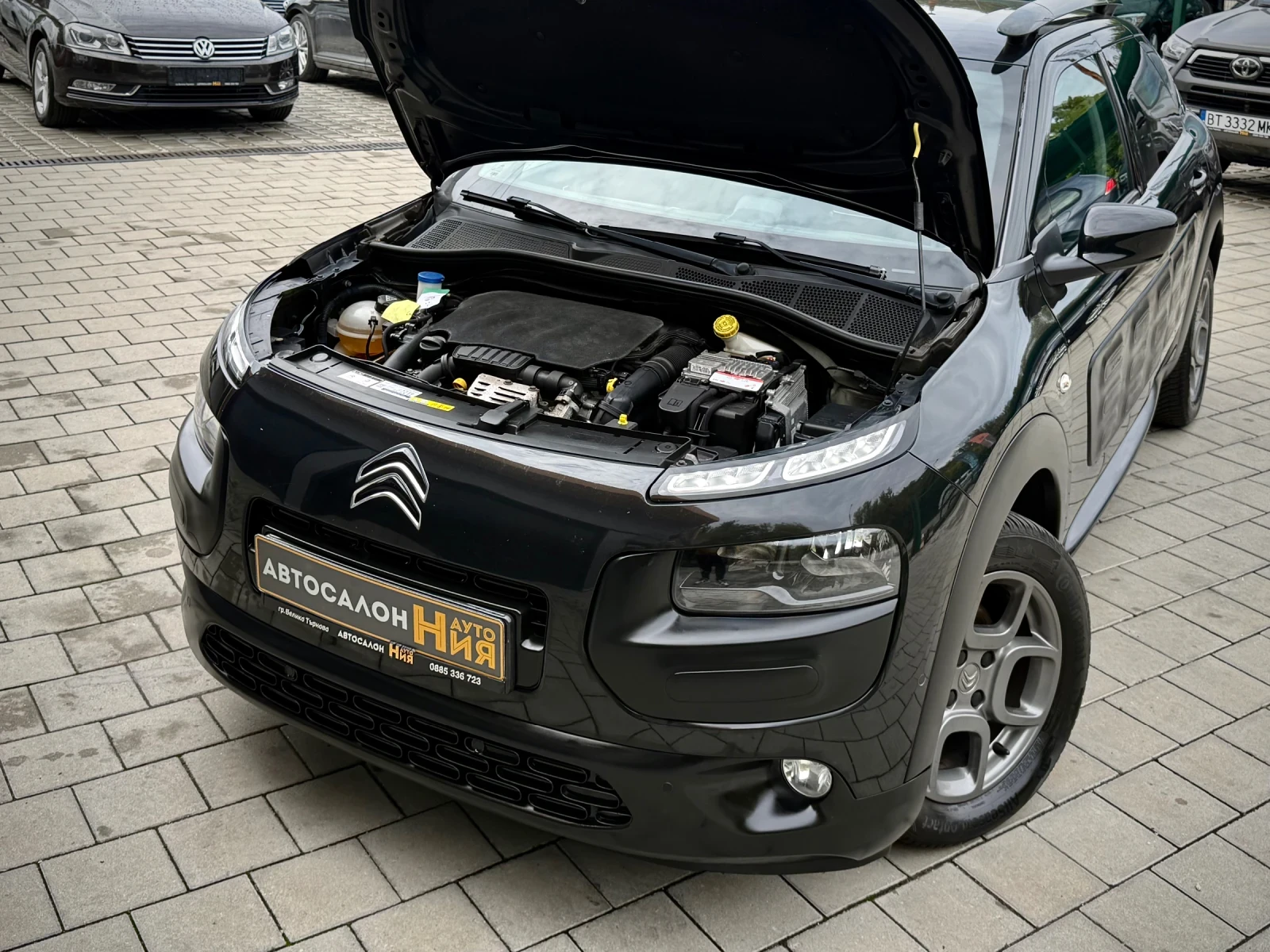 Citroen C4 Cactus 1.2i * LED* Camera* , снимка 14 - Автомобили и джипове - 56267255