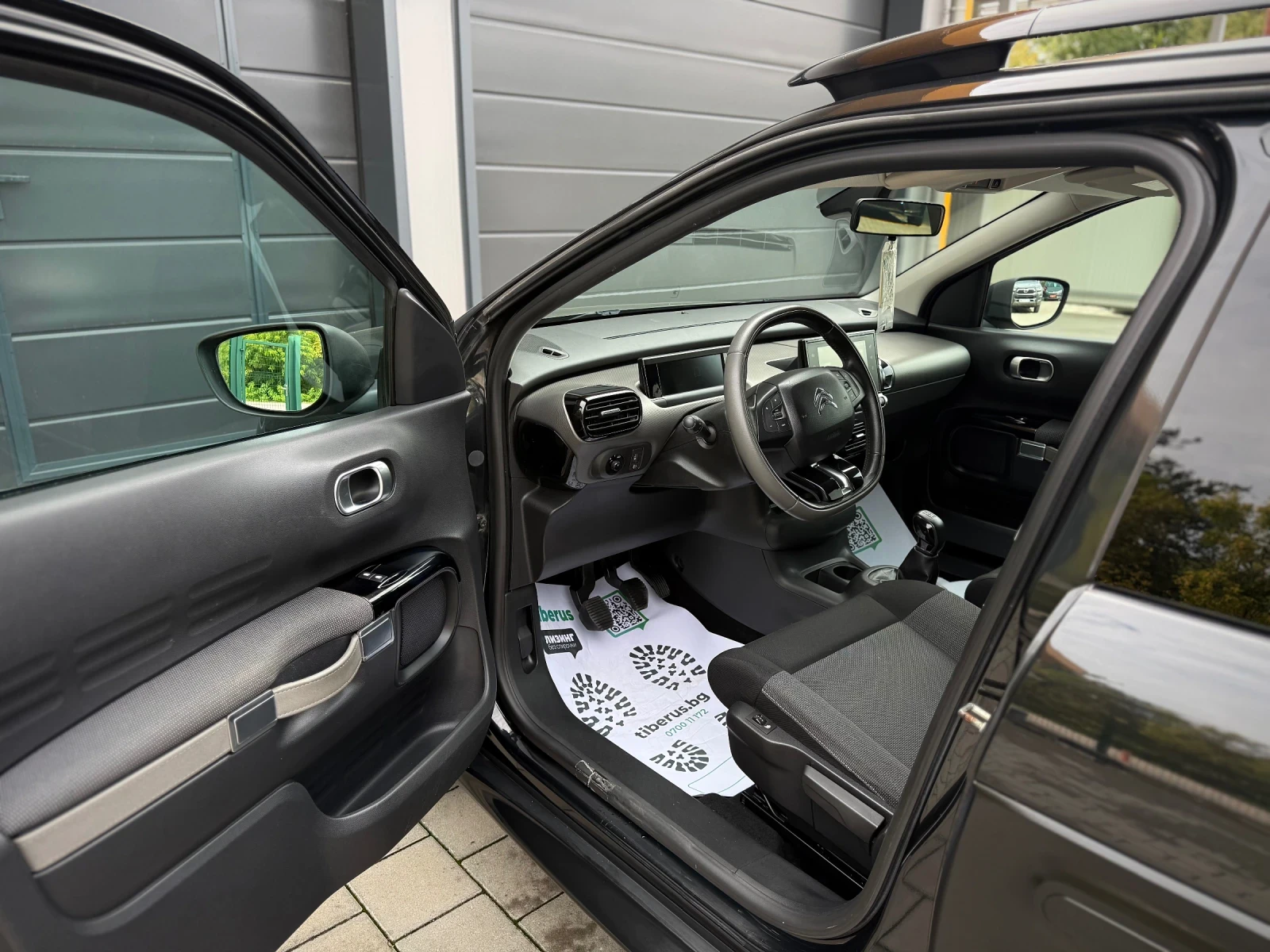 Citroen C4 Cactus 1.2i * LED* Camera* , снимка 7 - Автомобили и джипове - 56267255