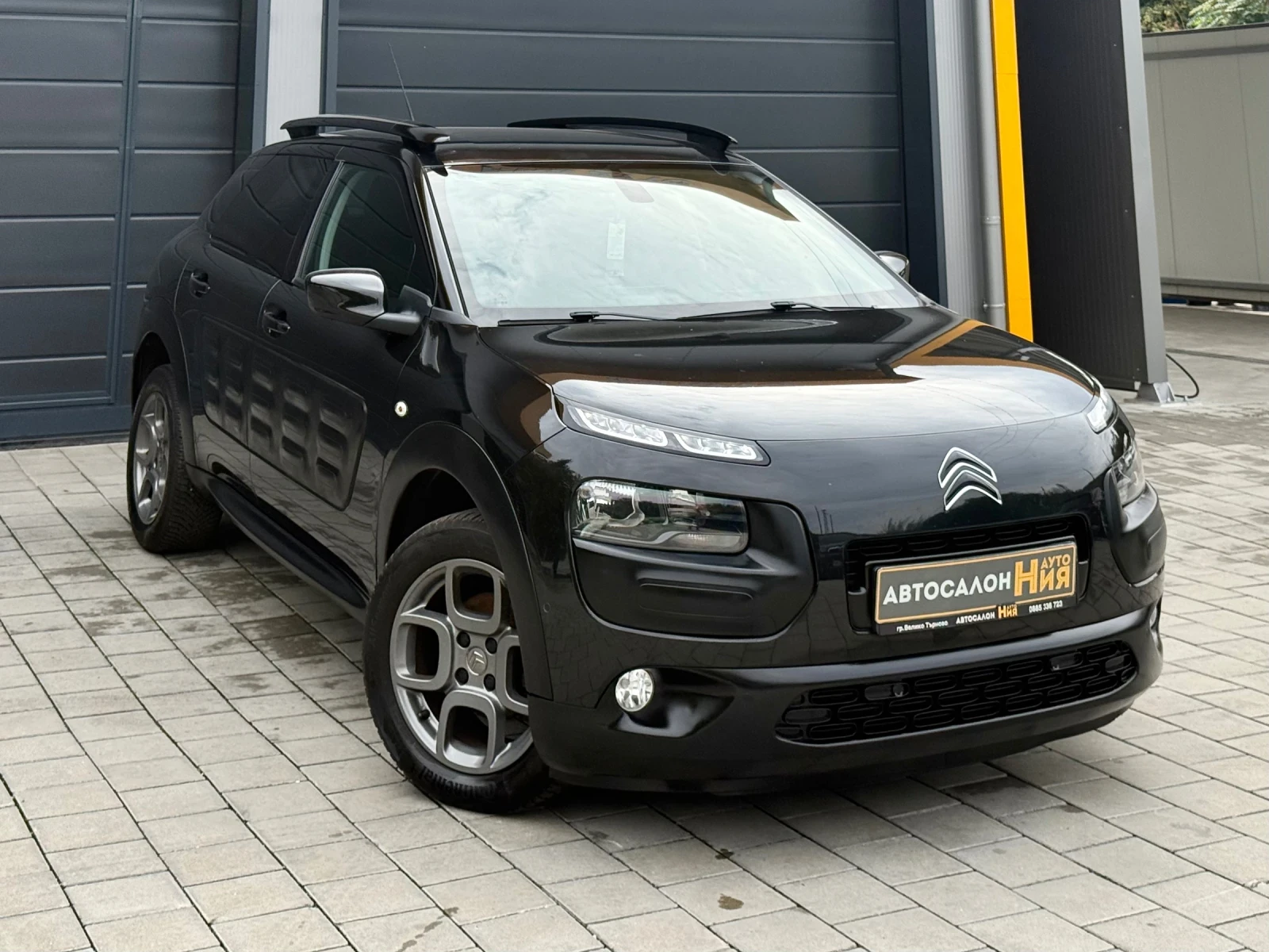 Citroen C4 Cactus 1.2i * LED* Camera* , снимка 3 - Автомобили и джипове - 56267255