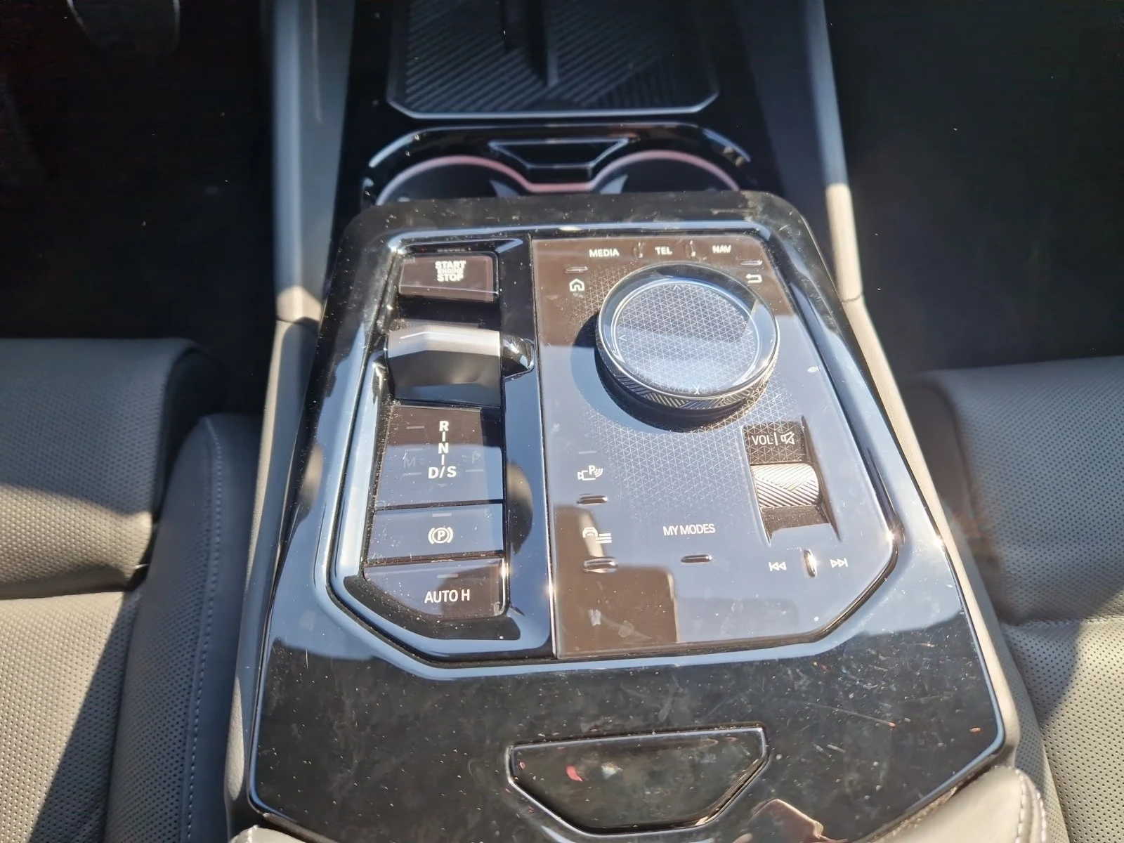 BMW 550 e/xDrive/M-SPORT/HUD/PANO/H&K/�����/ | Mobile.bg � ����������� 10